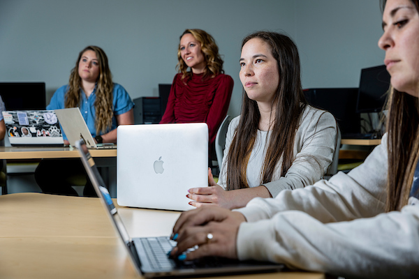 Image of a classroom with students