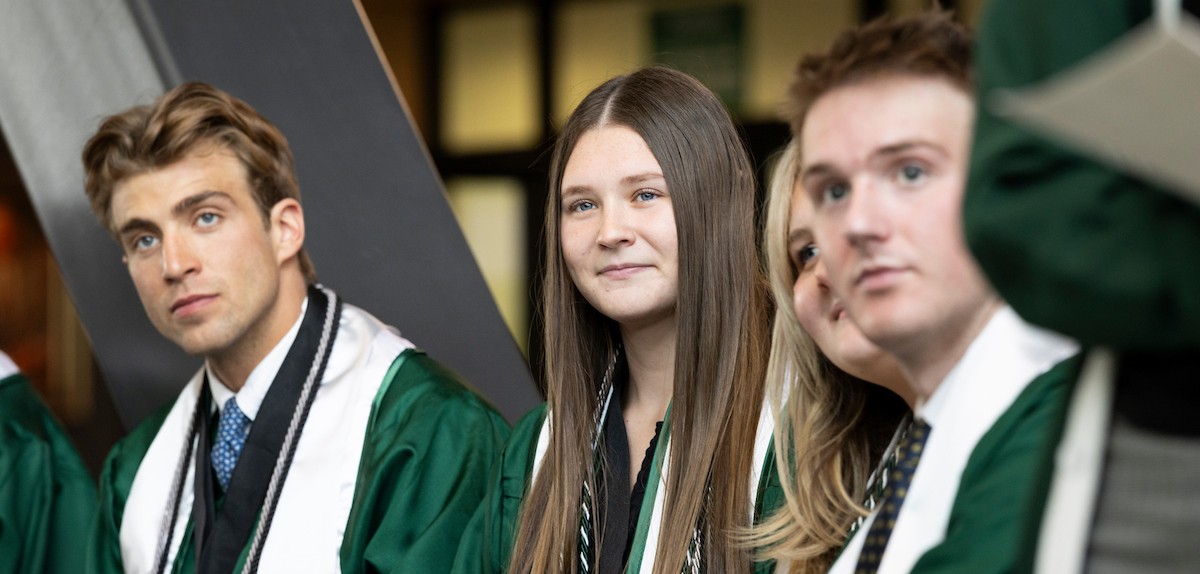 honors program students during convocation