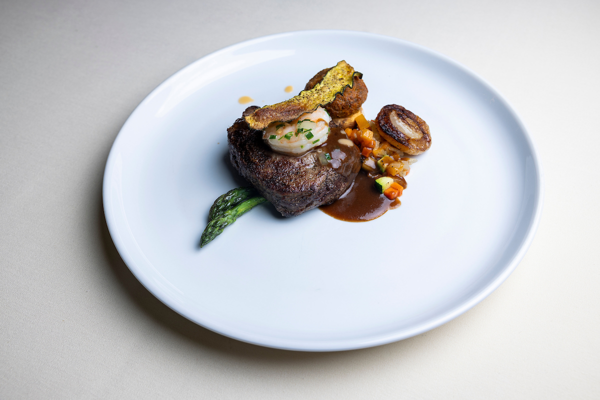 entree food plate
