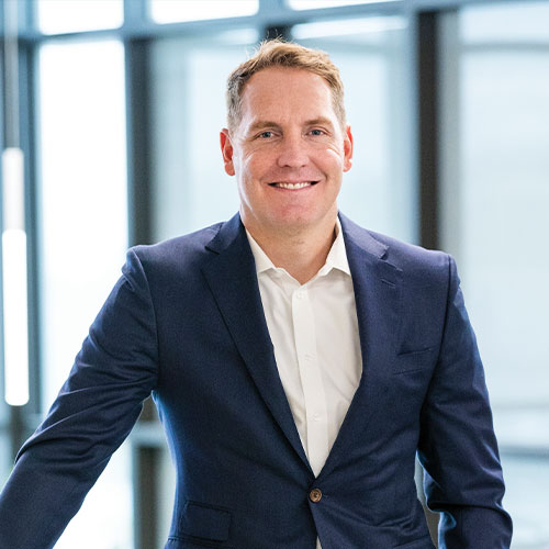 Headshot of Travis M. Hansen, Distinguished Alumni Award winner. 