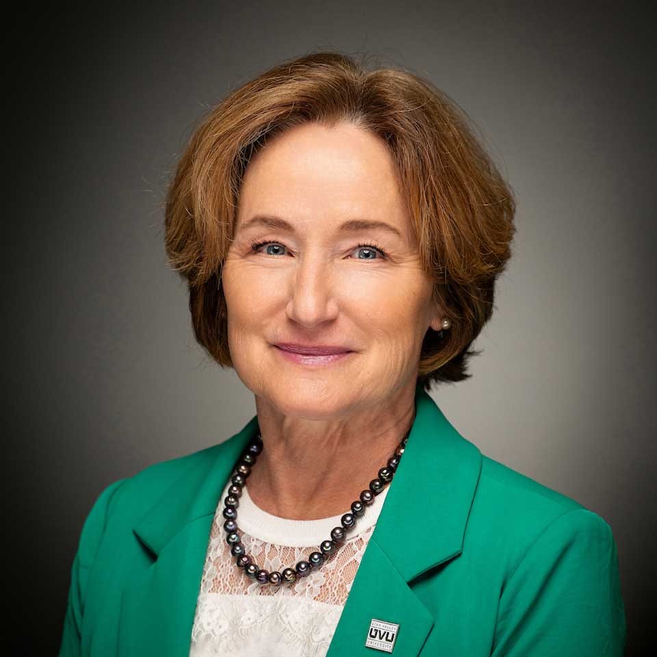 Headshot of Ellen Treanor Headshot of Ellen Treanor