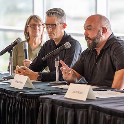 Panel in duscussion at Ethics Awareness Week. Panel in duscussion at Ethics Awareness Week.