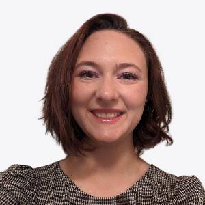 Emma Thomas Headshot