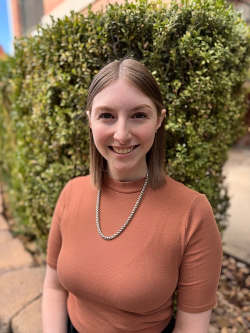 a portrait of Amy Corry