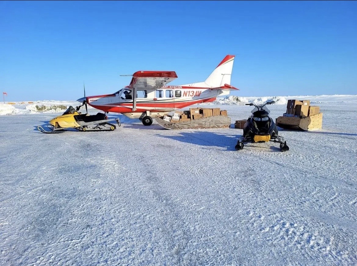 plane cargo on ice