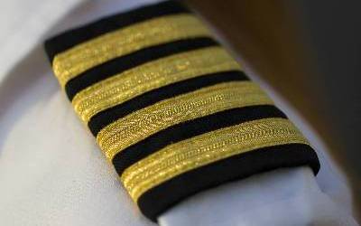 pilot epaulette