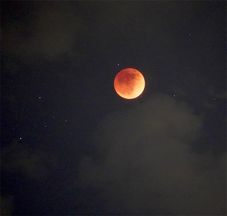 blood moon 2