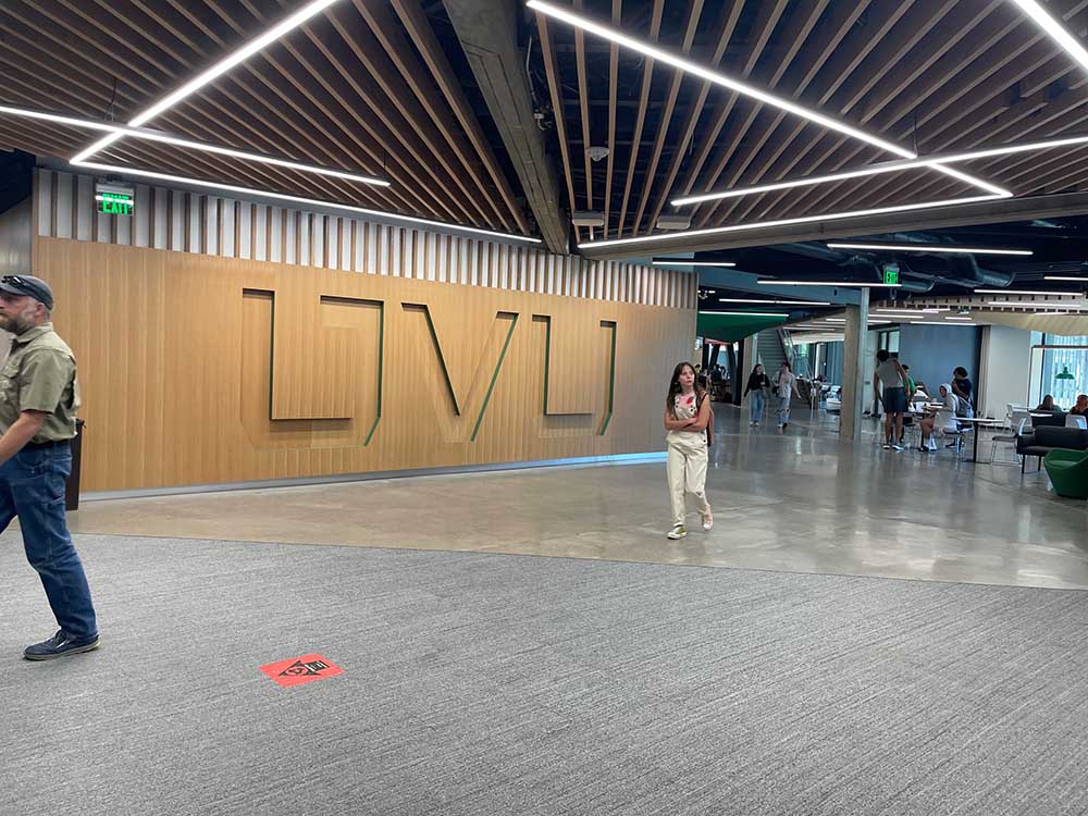 entrance to food court