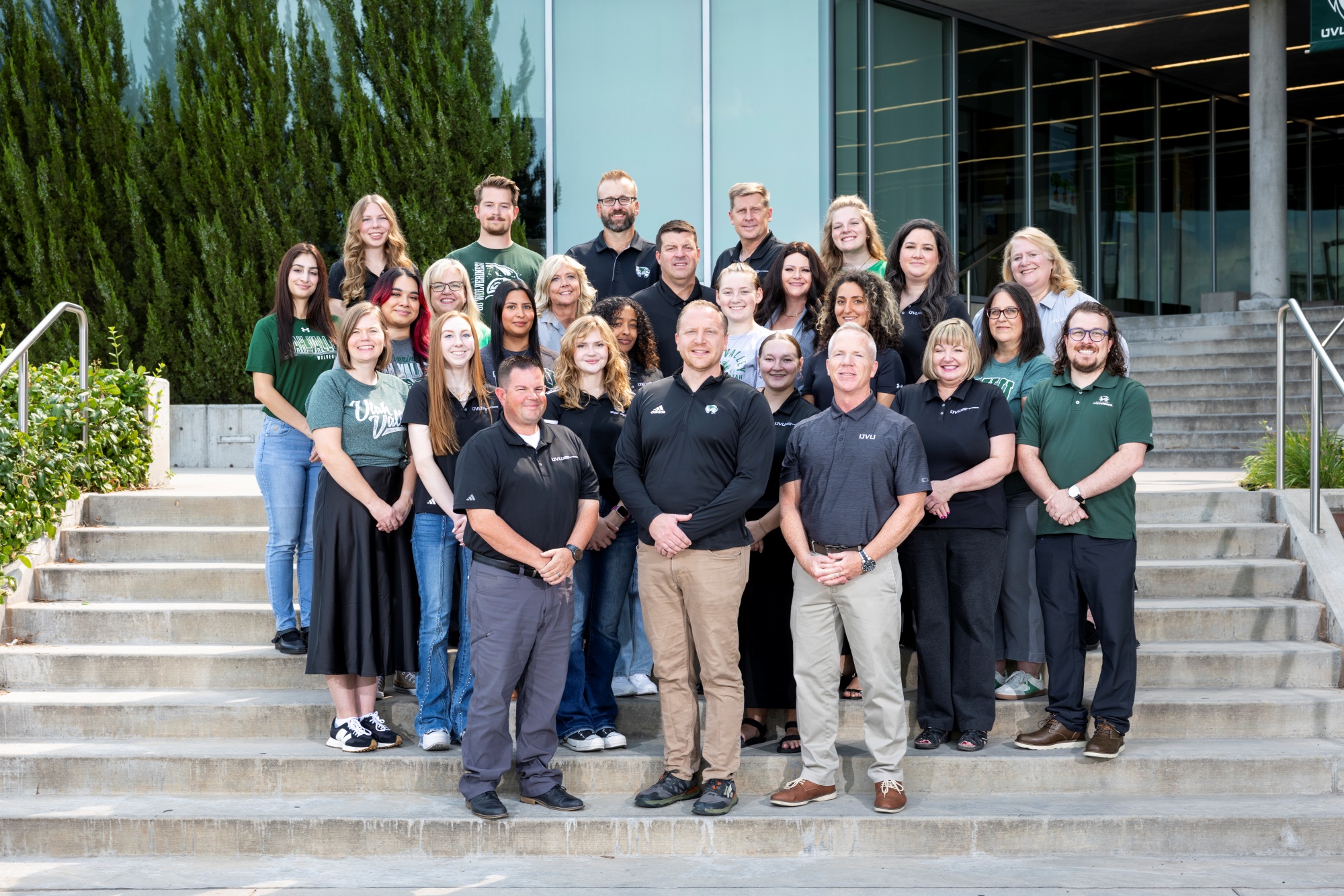 CIC full team – outside and off-duty