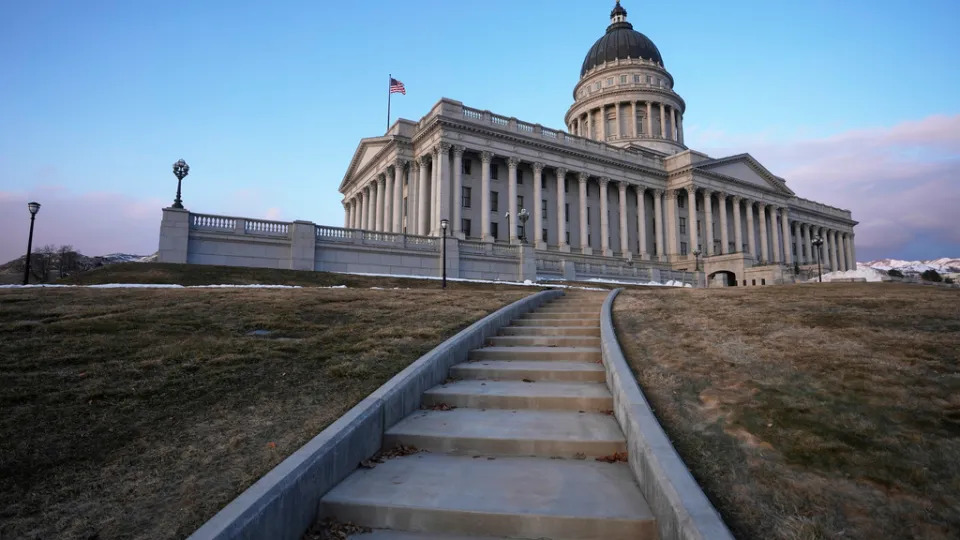 utah state capitol building front