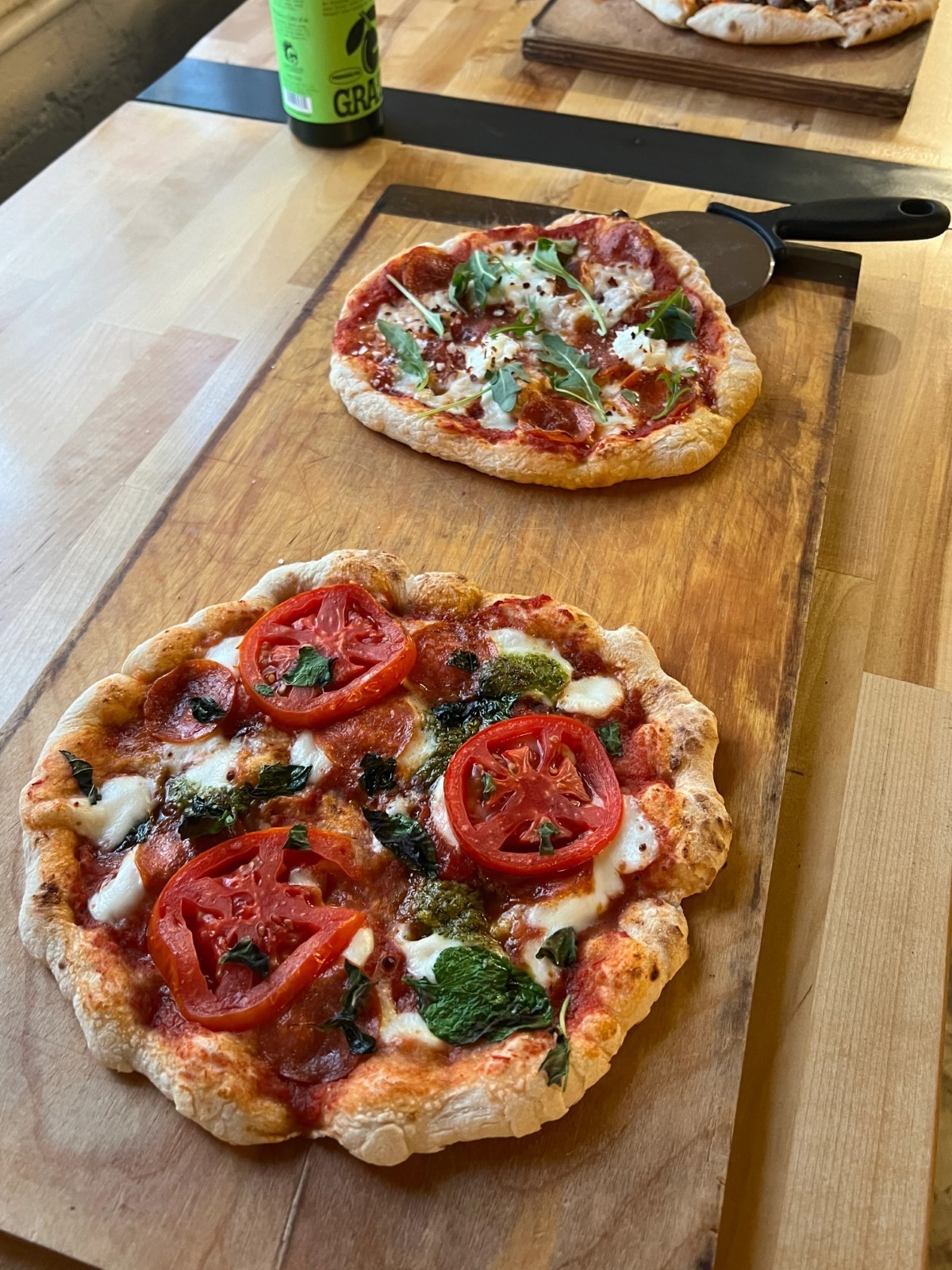 image of artisan pizza