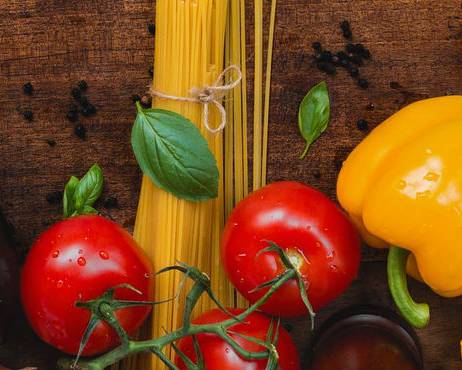 pasta, tomatos and bell pepers