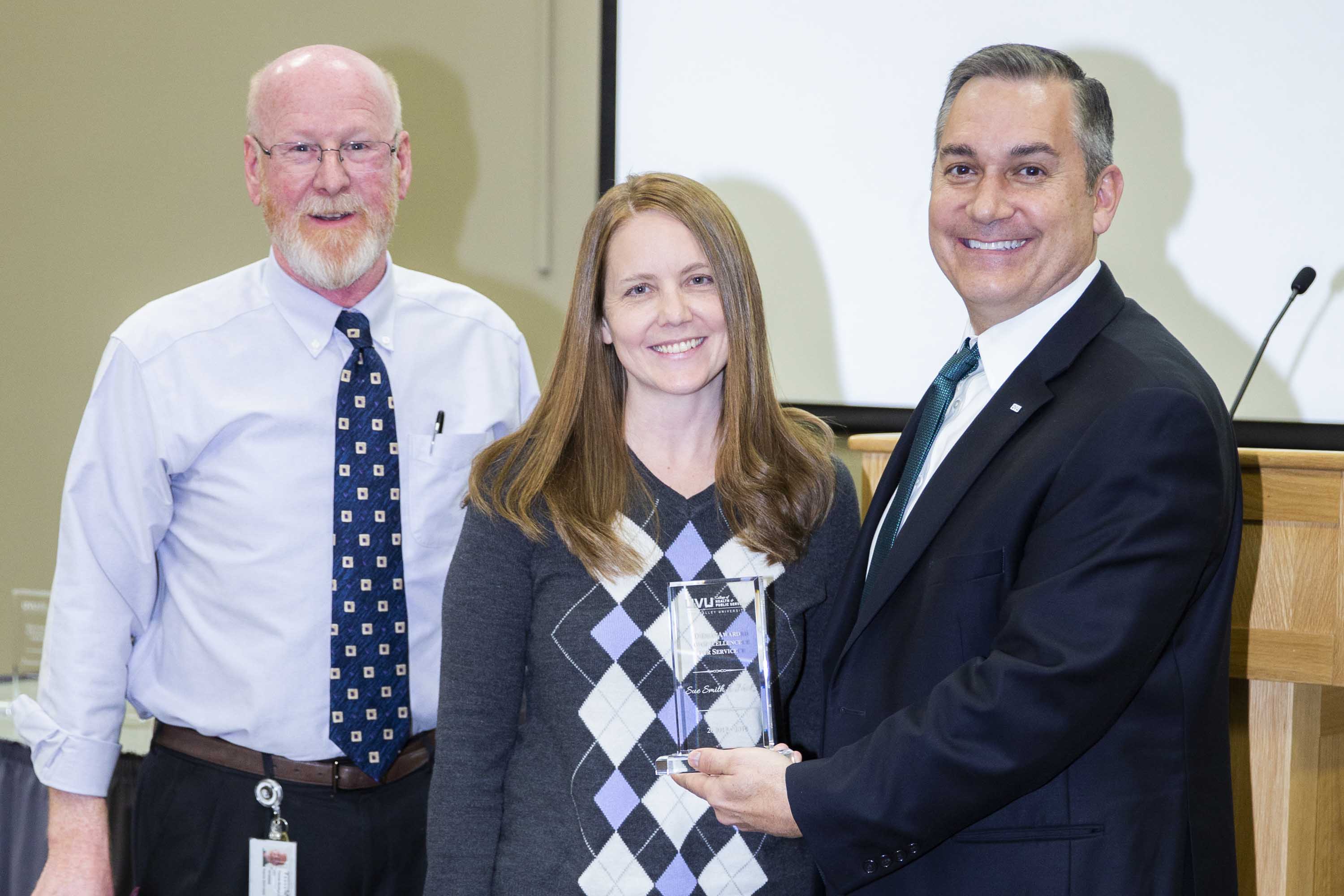 sue jackson faculty senate faculty excellence award