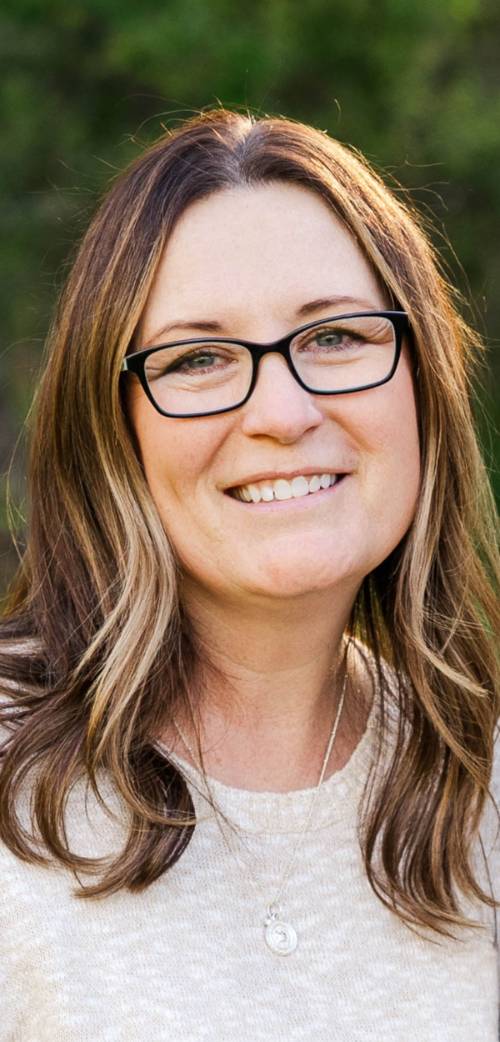Bobbi Kassel Headshot