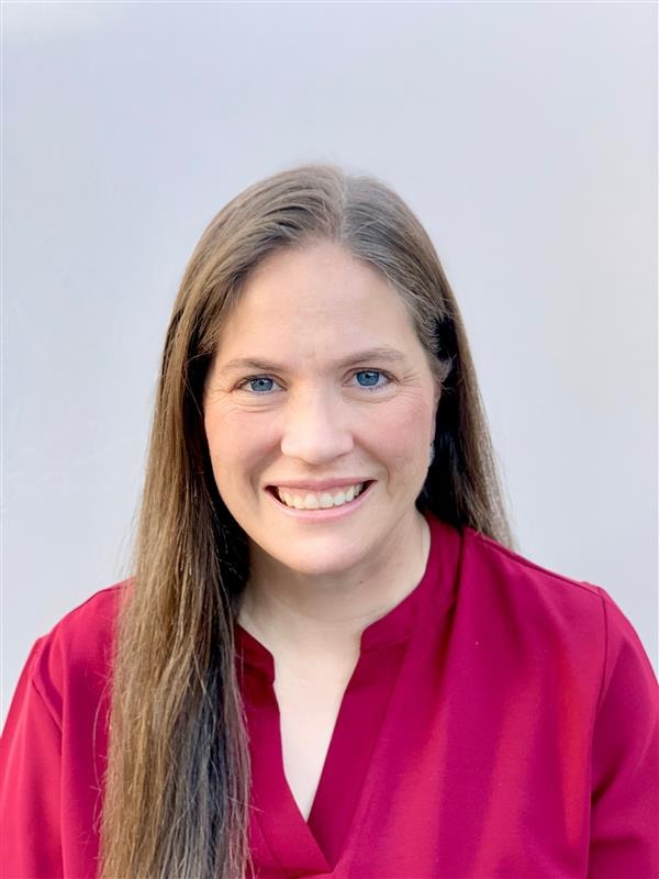 Kristina Gibby headshot