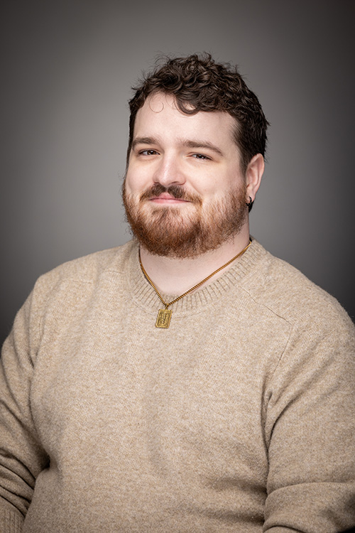 Outstanding Graduate Éamonn Thomas Daniel Shults