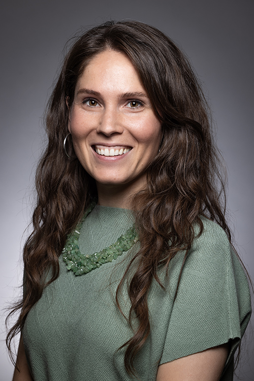 Kristina Gibby headshot