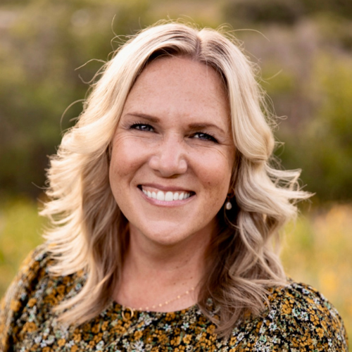 Caroline Welsh headshot