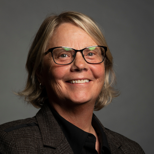 Colleen Peterson headshot