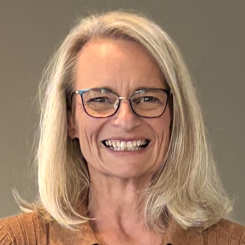 Kathy Kinghorn headshot