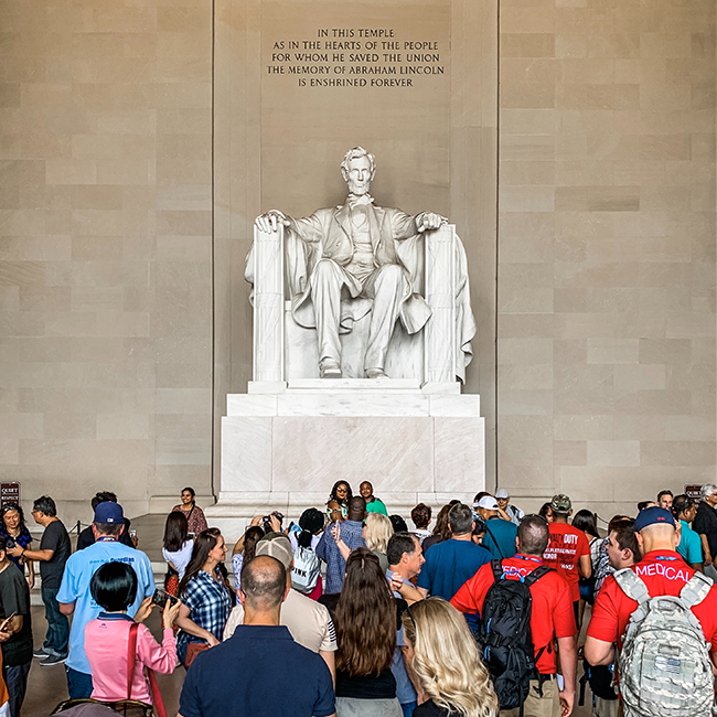 Crowd in front of the Lincoln Monument in DC