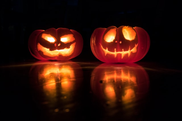 Jack-o-lanterns at Halloween.