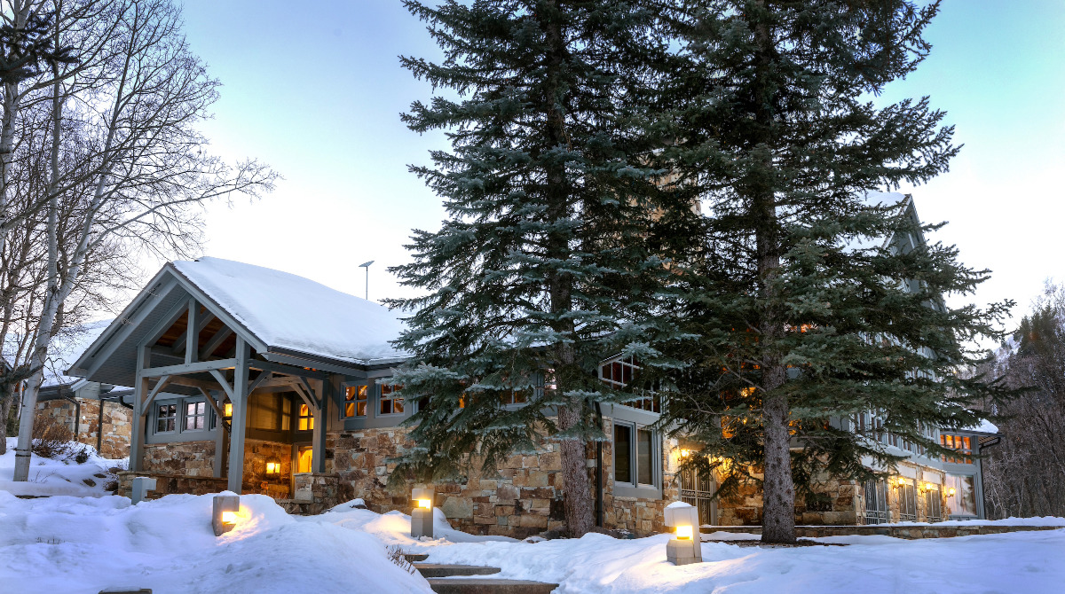 Ashton sundance lodge