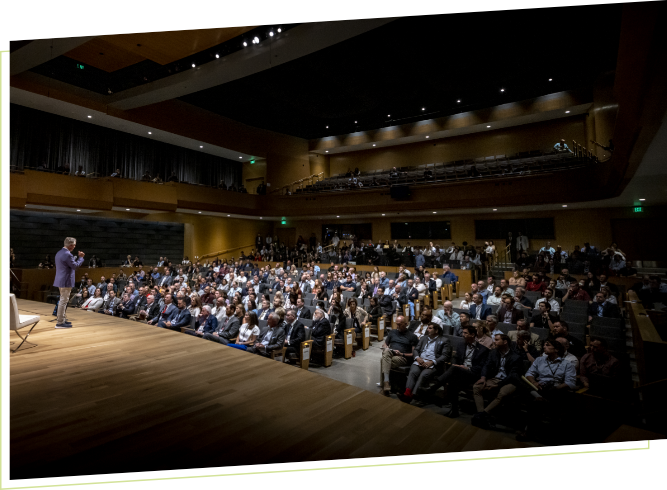 auditorium with poeple in the audience