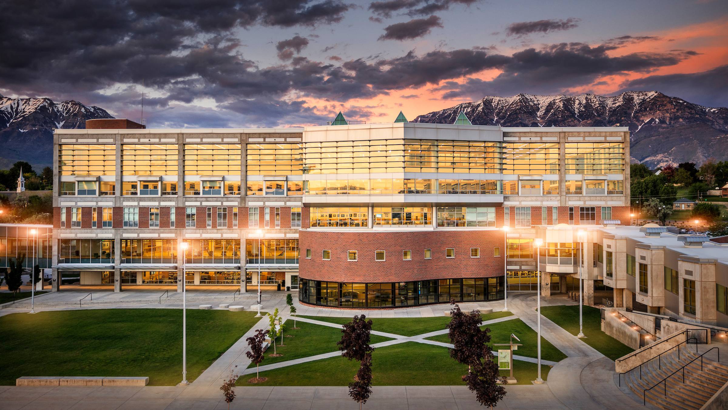 Fulton Library exterior