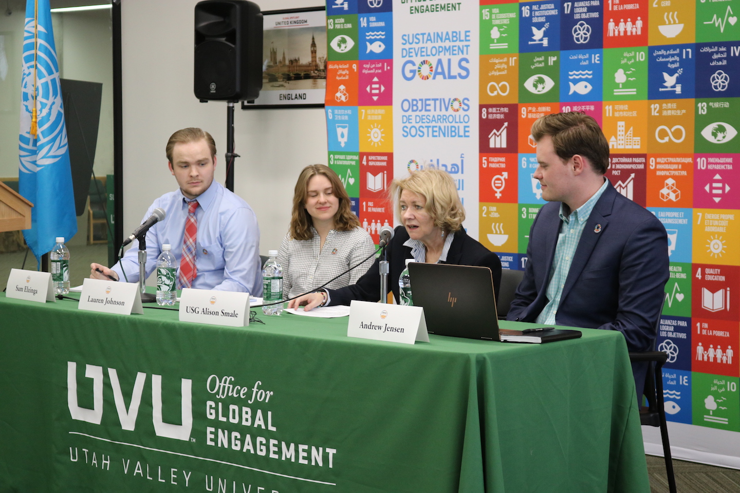 Ms. Alison Smale during the discussion with the students from Foreign Affairs Club.