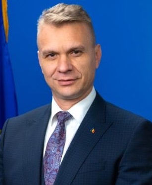Consul General Cosmin Dumitrescu