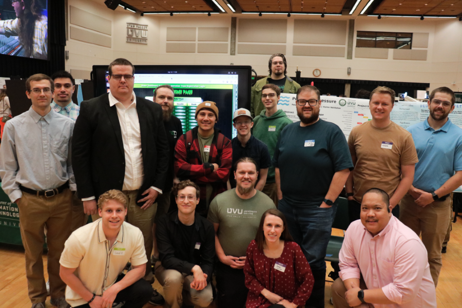 Information Systems and Technology Students Showcase Innovative Student Projects at 2025 CET Student Expo