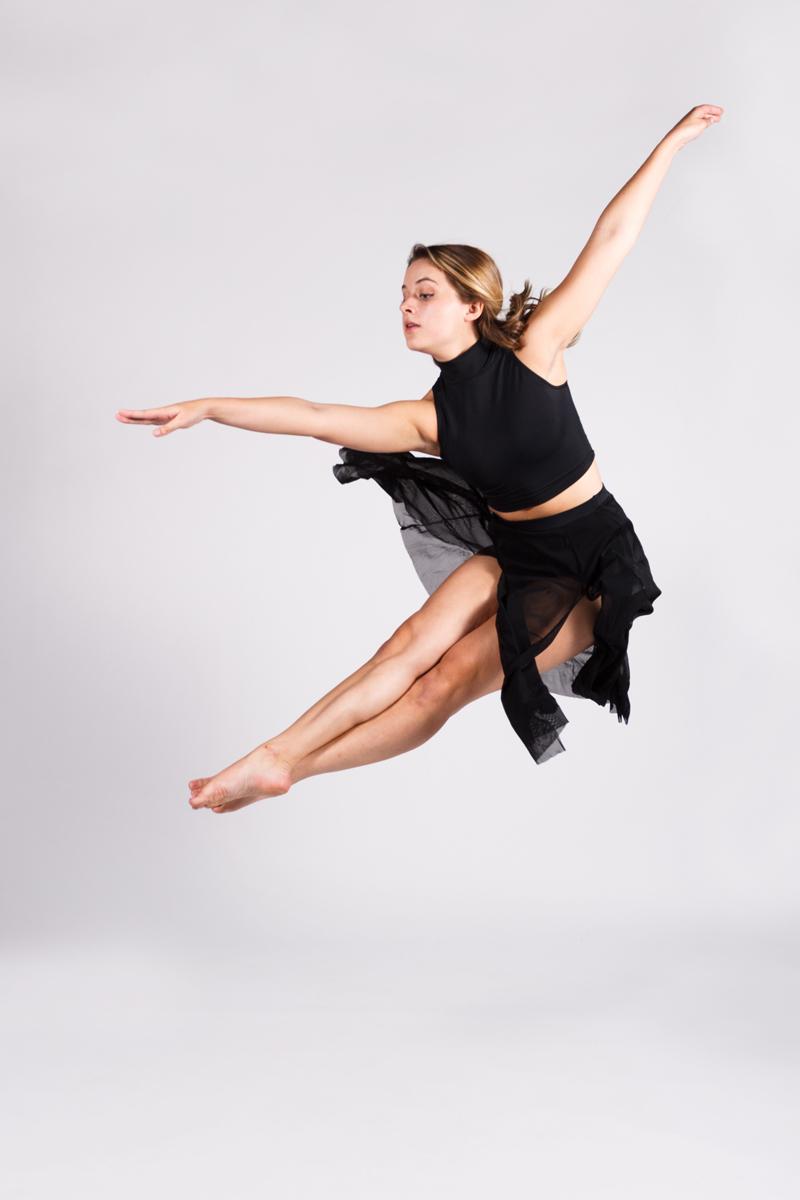 dancer from synergy dance company