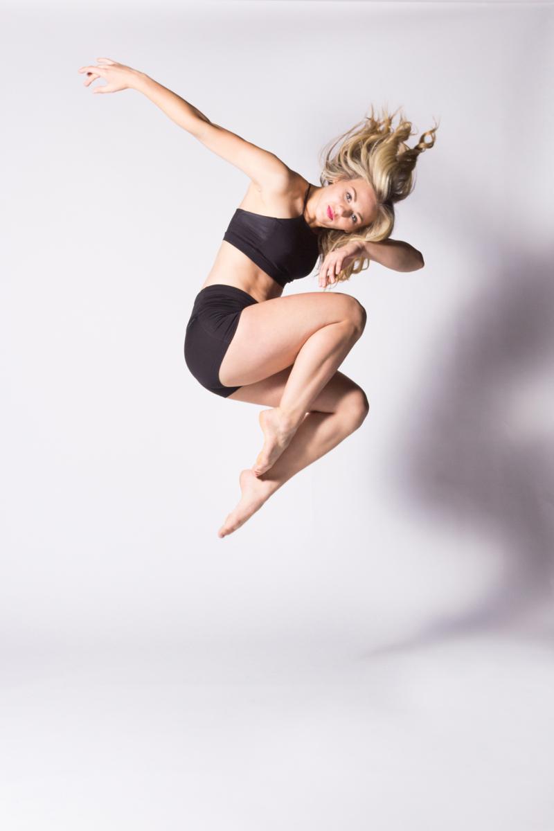 dancer from synergy dance company