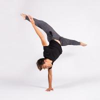 dancer from synergy dance company