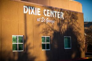 Dixie Center sideview(closeup)