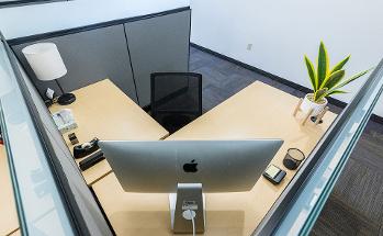 Cubical Office with desks