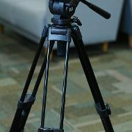 Magnus VT-4000 Tripod