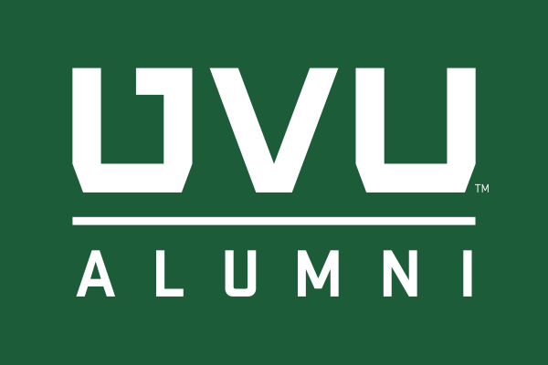 2x3 horizontal flag - Monogram Alumni