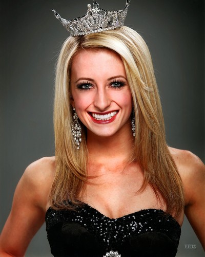 Portrait of Lauren Burton - Miss UVU 2009