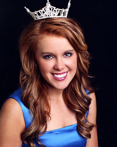 Portrait of Valarie Moon - Miss UVU 2010