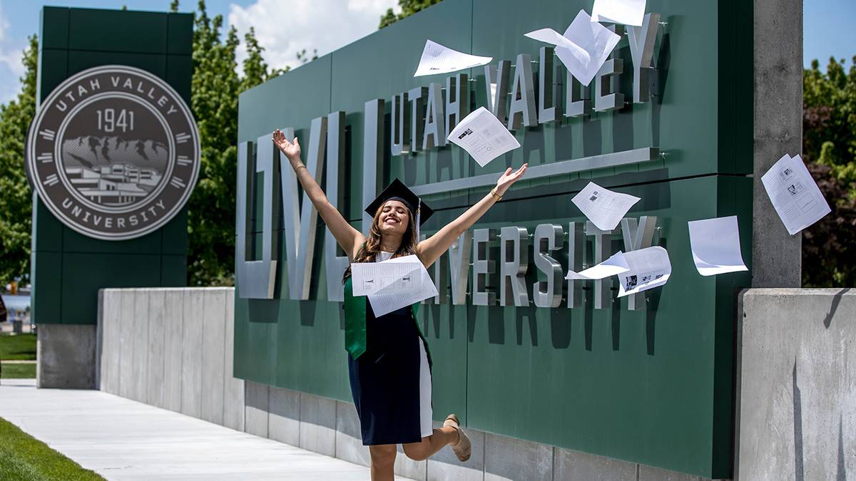 UVU Expands Scholarship Opportunities to First- and Second-Year Students  and Others | News @ UVU