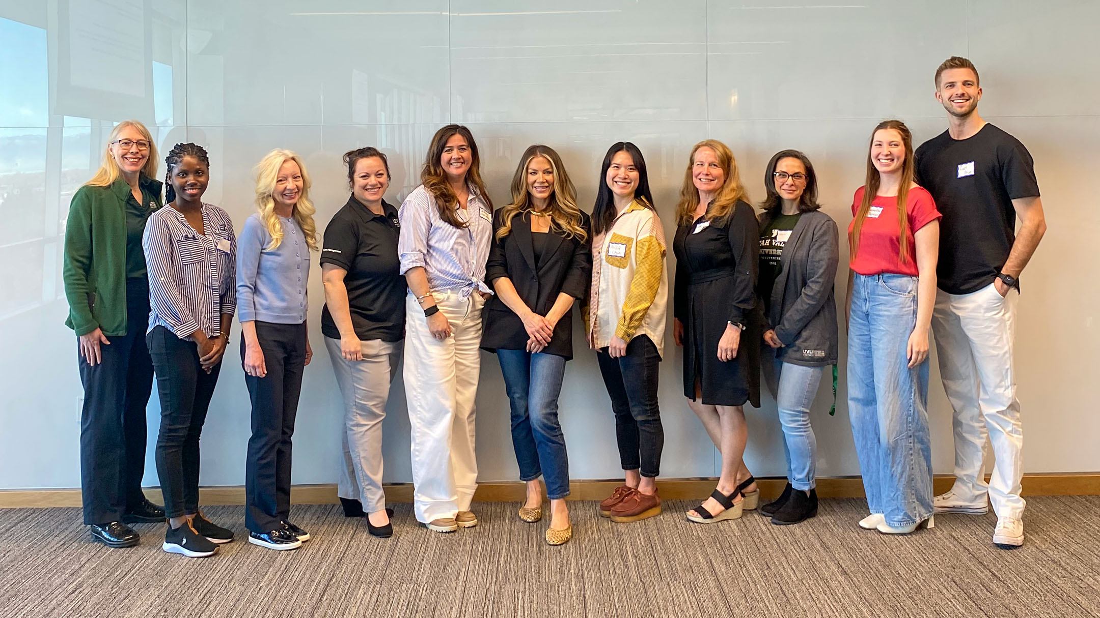 Students networking during Business Impact Lab D.E.N. event