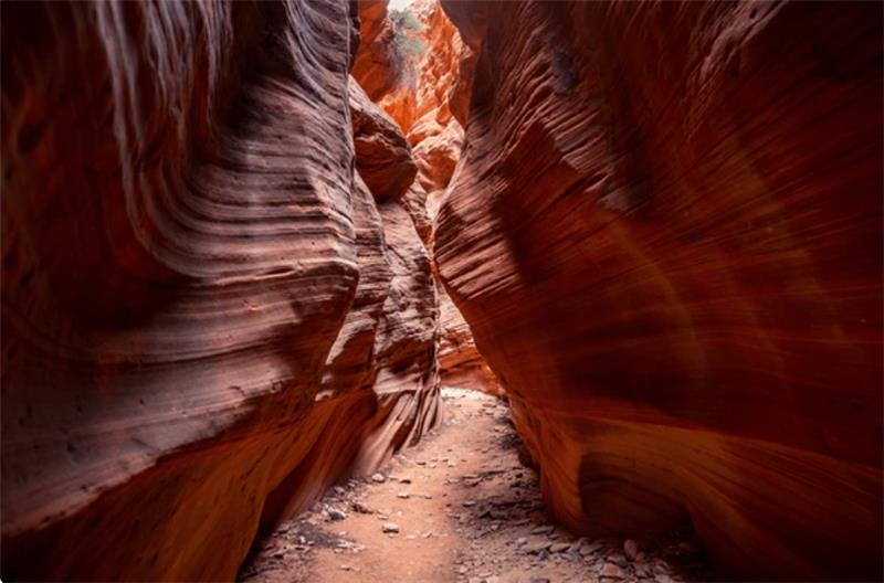 Peak-a-boo canyon