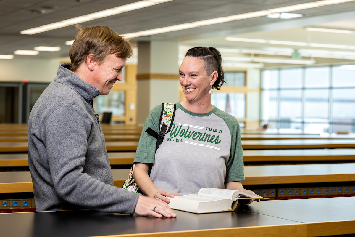 librarian helping a student