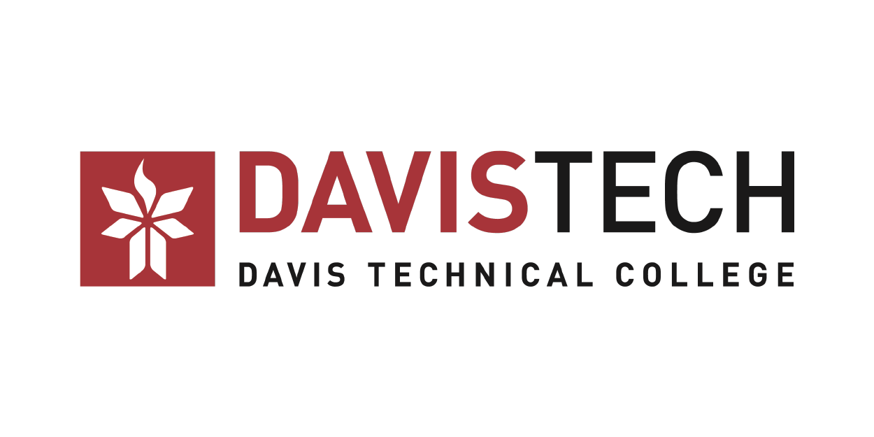 Davis Tech logo