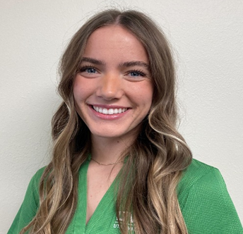 Lindsey; student intern photo