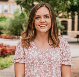 Rachel; student intern photo