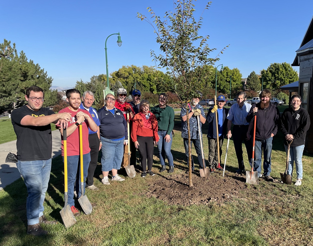 UVU Rotaract And Orem Lindon Rotary Club Participate In Tree Planting UVU Rotaract And Orem Lindon Rotary Club Participate In Tree Planting