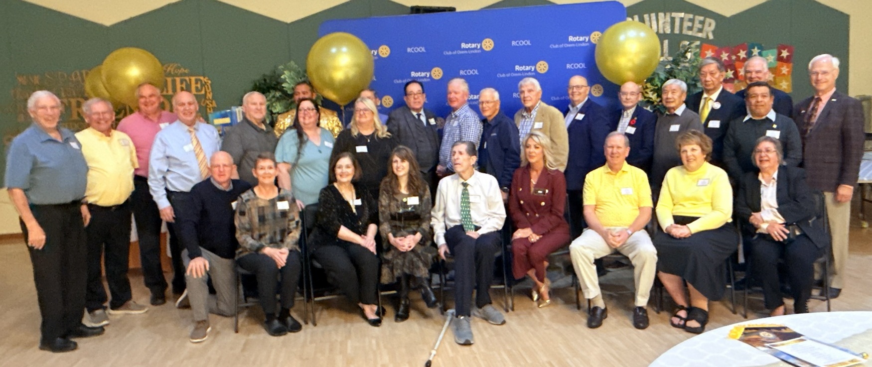 Group Photo of all Rotarians in Attendance: